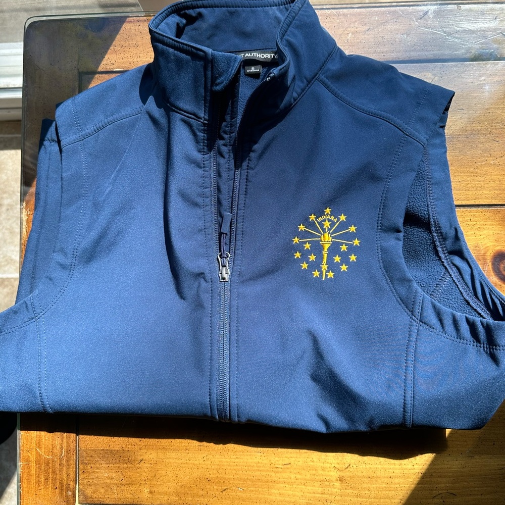 Indiana state flag golf vest
